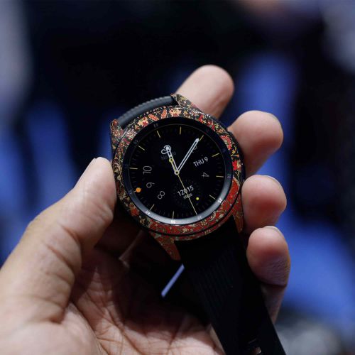 Samsung_Galaxy Watch 42mm_Persian_Carpet_Red_4